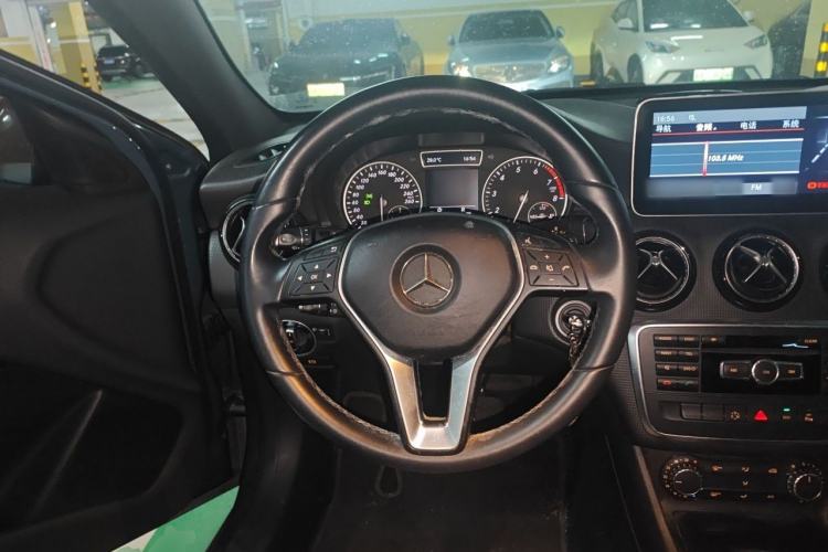 Used Mercedes-Benz A-Class 2013 A 180 Fashion Model Steering Wheel