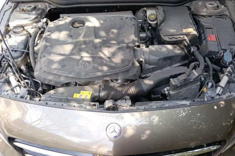 Used Mercedes-Benz A-Class 2013 A 180 Fashion Model Engine Bay
