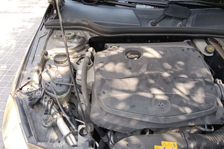 Used Mercedes-Benz A-Class 2013 A 180 Fashion Model Engine Bay Right