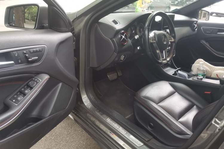 Used Mercedes-Benz A-Class 2013 A 260 Sport model Driver Seat