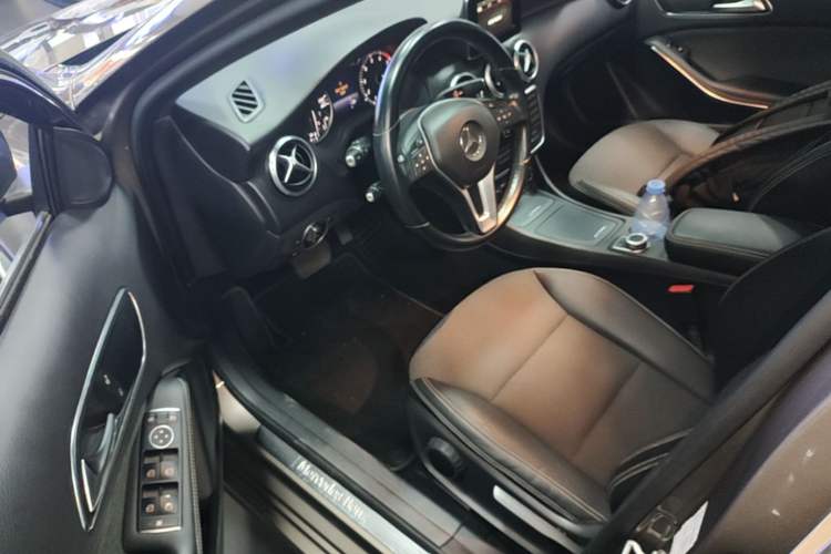 Used Mercedes-Benz A-Class 2013 A 180 Fashion Model Driver Seat