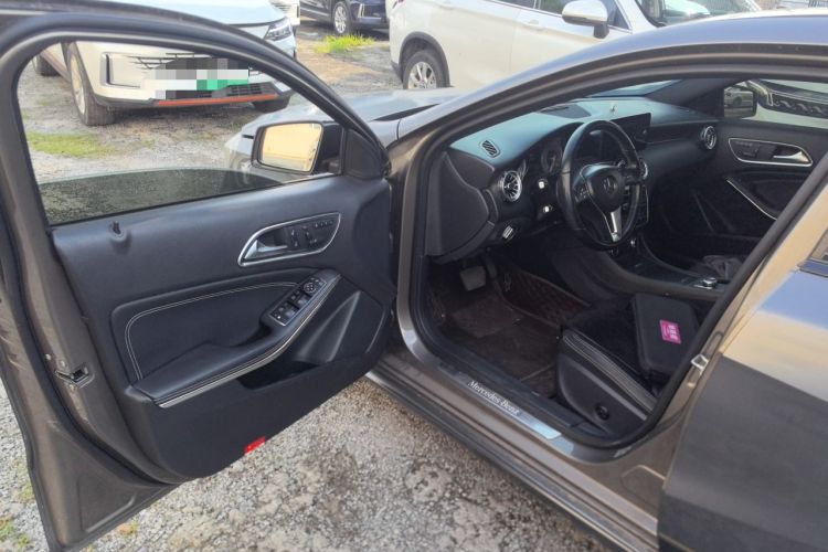 Used Mercedes-Benz A-Class 2013 A 200 Urban Edition Driver Seat