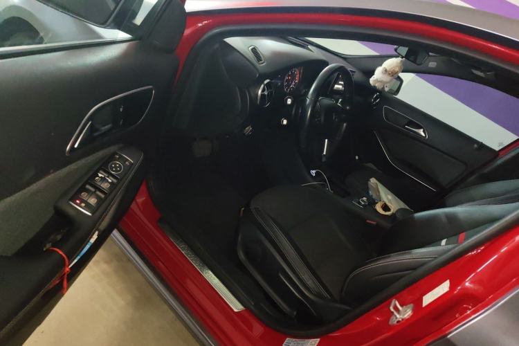 Used Mercedes-Benz A-Class 2013 A 180 Fashion Model Driver Seat