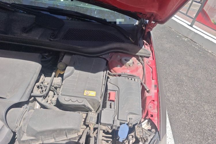 Used Mercedes-Benz A-Class 2013 A 200 Urban Edition Engine Bay Left