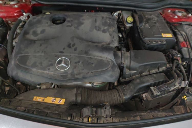 Used Mercedes-Benz A-Class 2013 A 180 Fashion Model Engine Bay