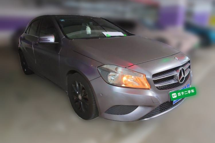 Used Mercedes-Benz A-Class 2013 A 180 Fashion Model Front Right 45 Deg
