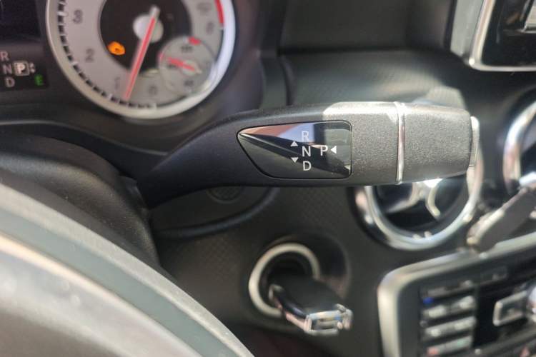 Used Mercedes-Benz A-Class 2013 A 200 Urban Edition Gear Lever