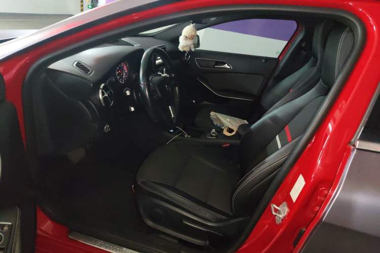 Used Mercedes-Benz A-Class 2013 A 180 Fashion Model Left Front Seat