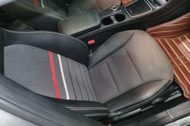 Used Mercedes-Benz A-Class 2013 A 180 Fashion Model Right Front Seat