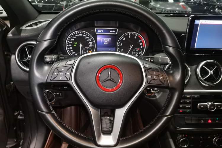 Used Mercedes-Benz A-Class 2013 A 180 Fashion Model Steering Wheel