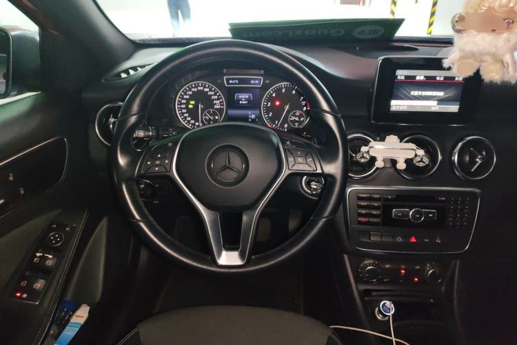 Used Mercedes-Benz A-Class 2013 A 180 Fashion Model Steering Wheel