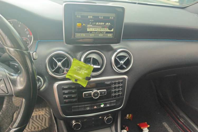 Used Mercedes-Benz A-Class 2013 A 180 Fashion Model Audio And AC Panel