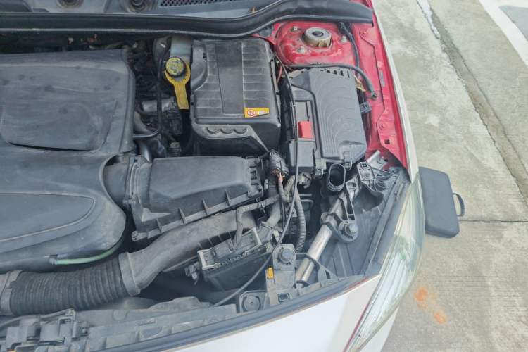 Used Mercedes-Benz A-Class 2013 A 180 Fashion Model Engine Bay Left