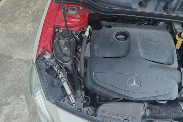 Used Mercedes-Benz A-Class 2013 A 180 Fashion Model Engine Bay Right