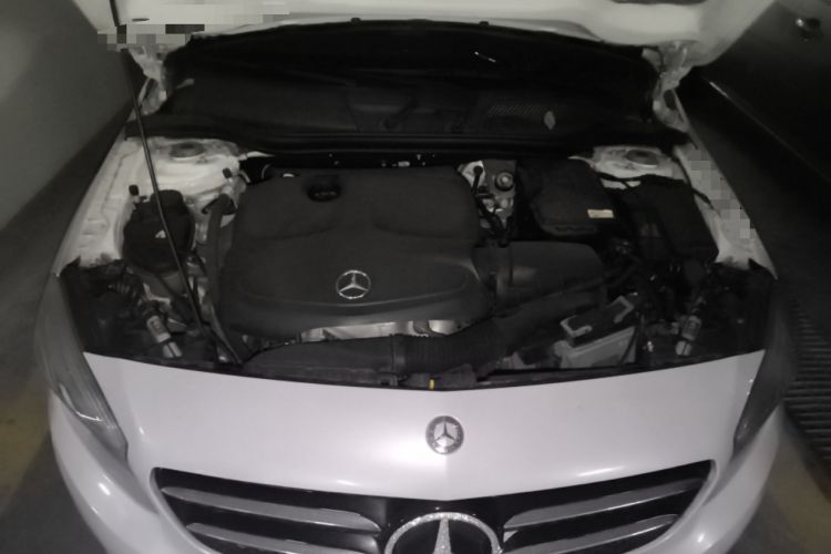 Used Mercedes-Benz A-Class 2013 A 180 Fashion Model Engine Bay