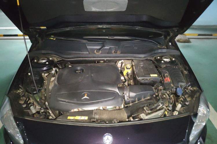 Used Mercedes-Benz A-Class 2013 A 180 Fashion Model Engine Bay