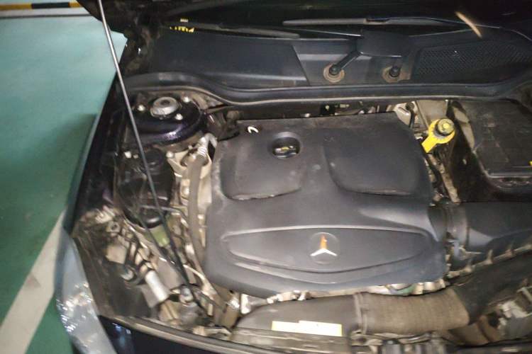 Used Mercedes-Benz A-Class 2013 A 180 Fashion Model Engine Bay Right