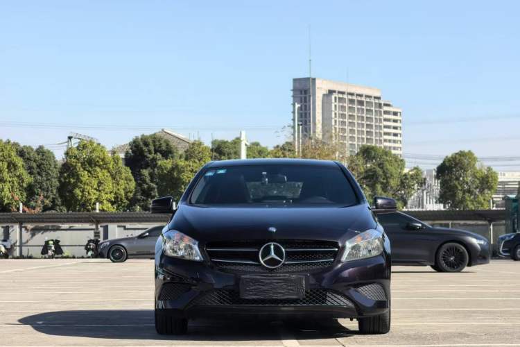 Used Mercedes-Benz A-Class 2013 A 180 Fashion Model Exterior 3