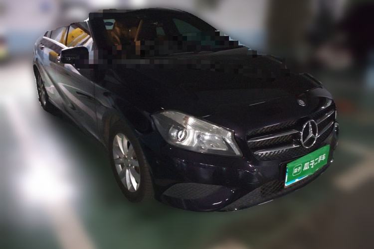 Used Mercedes-Benz A-Class 2013 A 180 Fashion Model Front Right 45 Deg