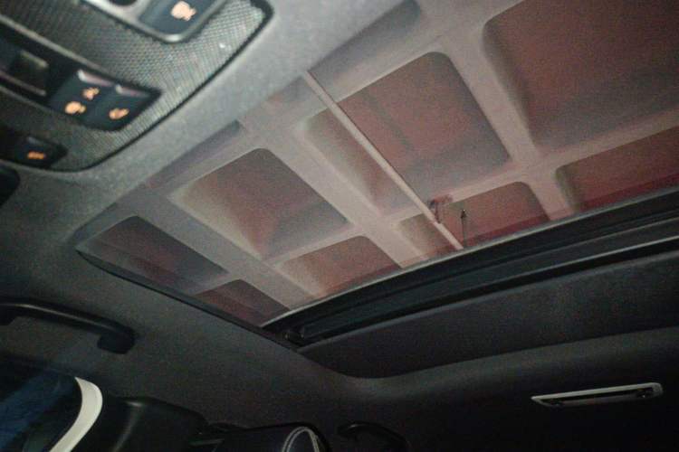Used Mercedes-Benz A-Class 2013 A 200 Urban Edition Headliner