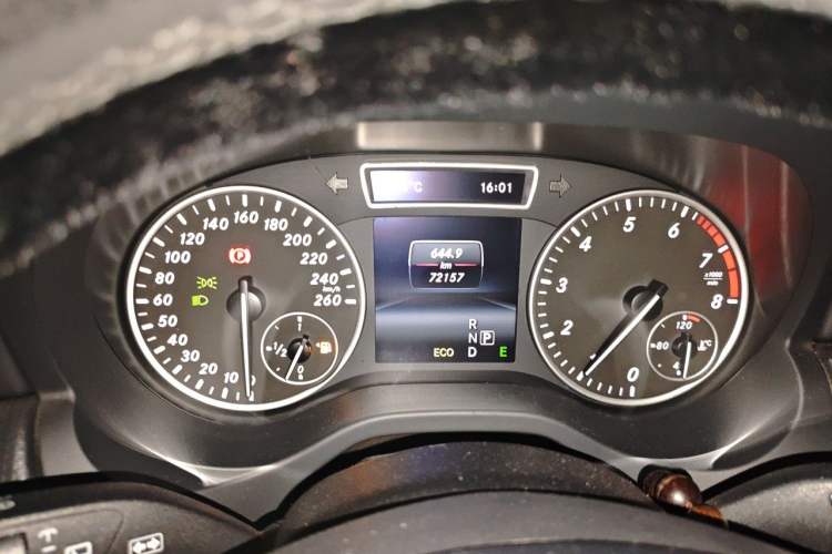 Used Mercedes-Benz A-Class 2013 A 180 Fashion Model Instrument Cluster