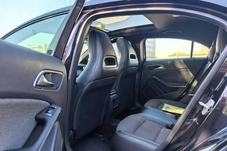 Used Mercedes-Benz A-Class 2013 A 180 Fashion Model Interior 6