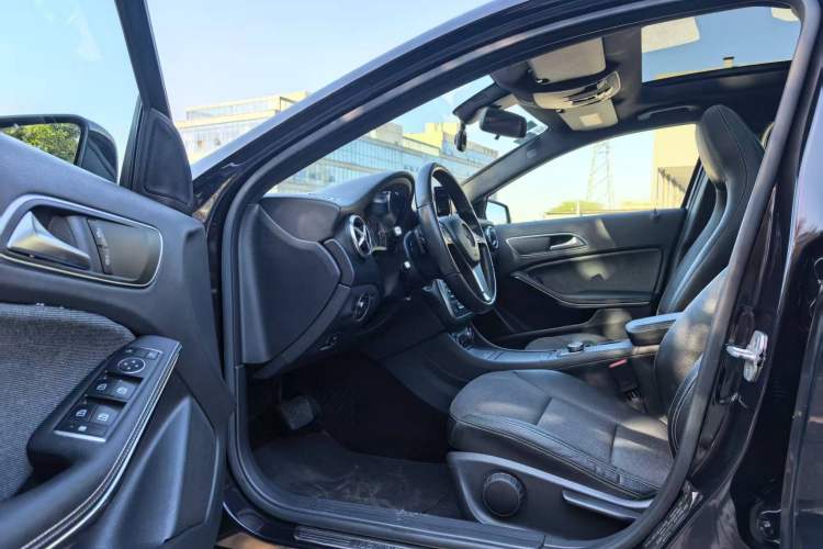 Used Mercedes-Benz A-Class 2013 A 180 Fashion Model Interior 7