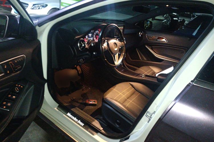 Used Mercedes-Benz A-Class 2013 A 200 Urban Edition Left Front Seat
