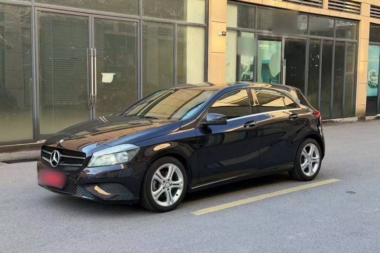 Ojetý Mercedes-Benz A-Class 2013 A 180 Fashion Model Guazi used car, China used car export, Used car for sale, Used  cars, Cheapest cars for sale