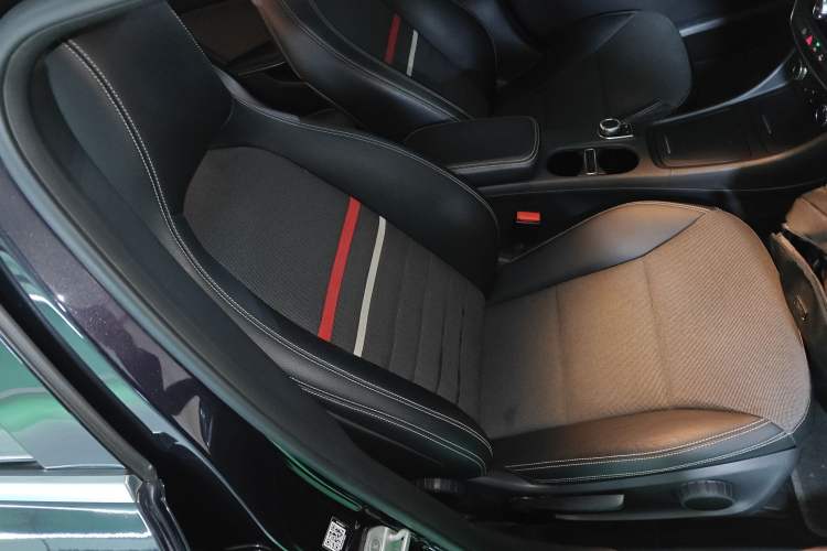 Used Mercedes-Benz A-Class 2013 A 180 Fashion Model Right Front Seat