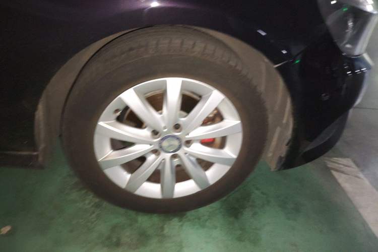Used Mercedes-Benz A-Class 2013 A 180 Fashion Model Right Front Wheel Hub