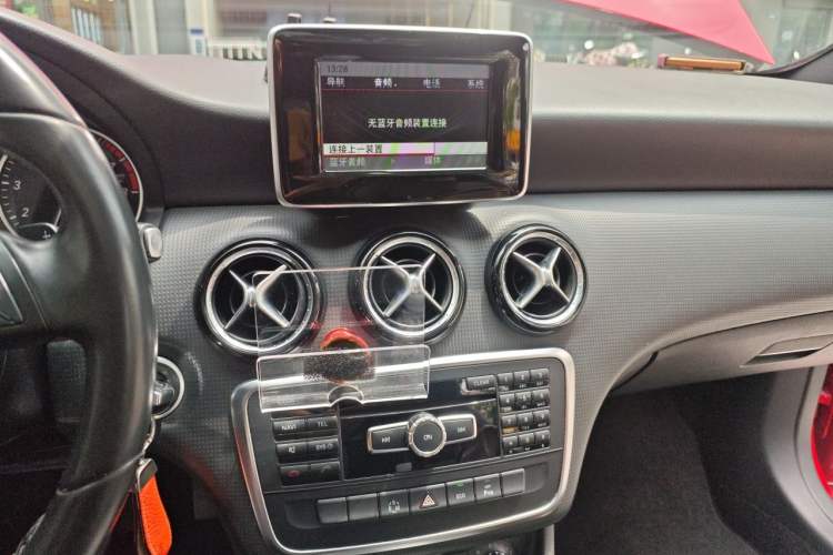 Used Mercedes-Benz A-Class 2013 A 180 Fashion Model Audio And AC Panel