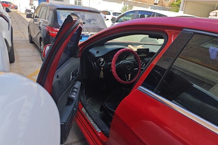 Used Mercedes-Benz A-Class 2013 A 180 Fashion Model Driver Seat