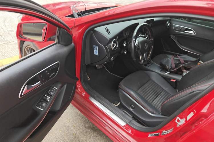 Used Mercedes-Benz A-Class 2013 A 200 Urban Edition Driver Seat