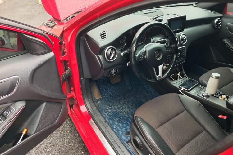 Used Mercedes-Benz A-Class 2013 A 180 Fashion Model Driver Seat