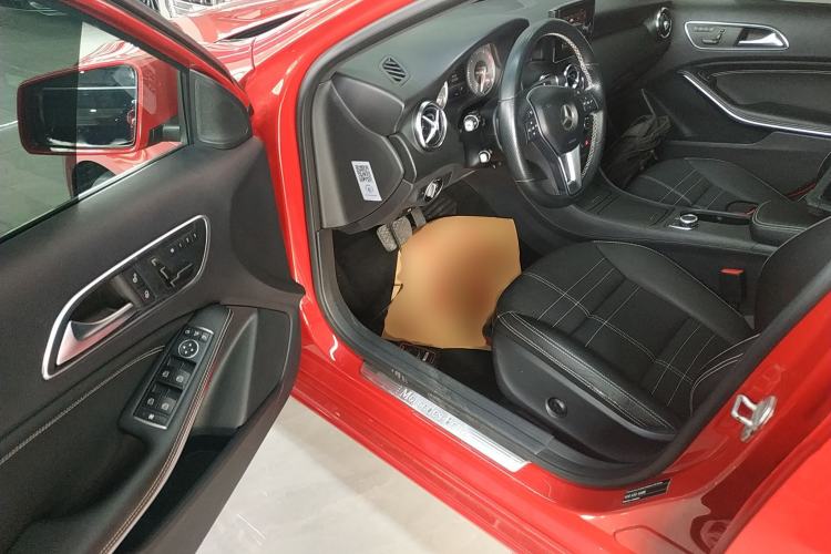 Used Mercedes-Benz A-Class 2013 A 200 Urban Edition Driver Seat