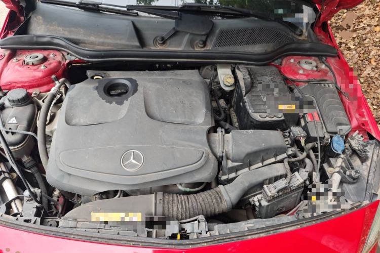 Used Mercedes-Benz A-Class 2013 A 180 Fashion Model Engine Bay