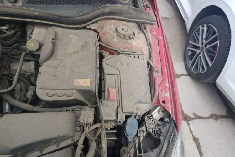 Used Mercedes-Benz A-Class 2013 A 180 Fashion Model Engine Bay Left