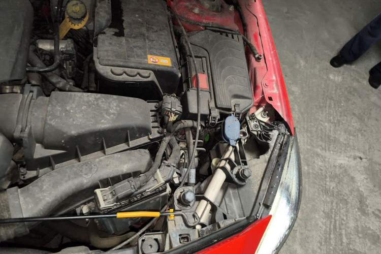 Used Mercedes-Benz A-Class 2013 A 180 Fashion Model Engine Bay Left