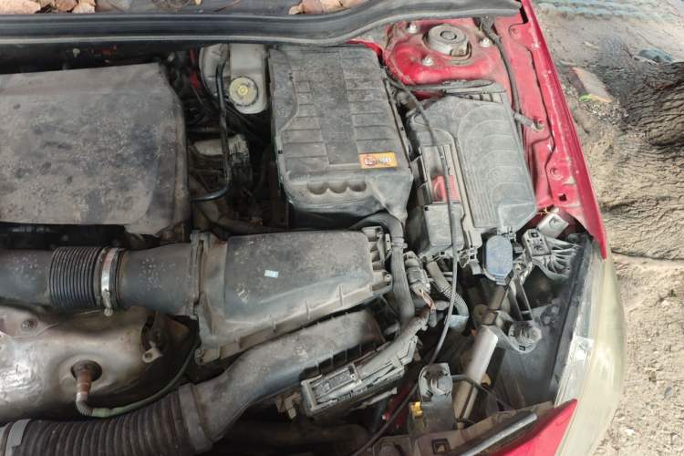 Used Mercedes-Benz A-Class 2013 A 180 Fashion Model Engine Bay Left