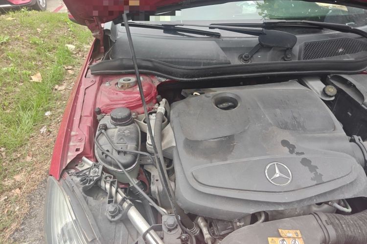 Used Mercedes-Benz A-Class 2013 A 180 Fashion Model Engine Bay Right