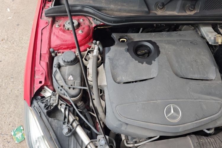 Used Mercedes-Benz A-Class 2013 A 180 Fashion Model Engine Bay Right