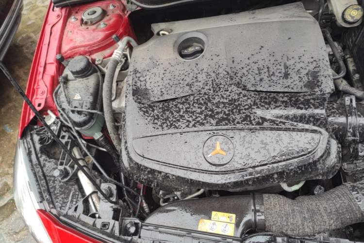 Used Mercedes-Benz A-Class 2013 A 180 Fashion Model Engine Bay Right
