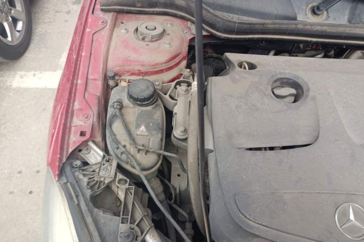Used Mercedes-Benz A-Class 2013 A 180 Fashion Model Engine Bay Right