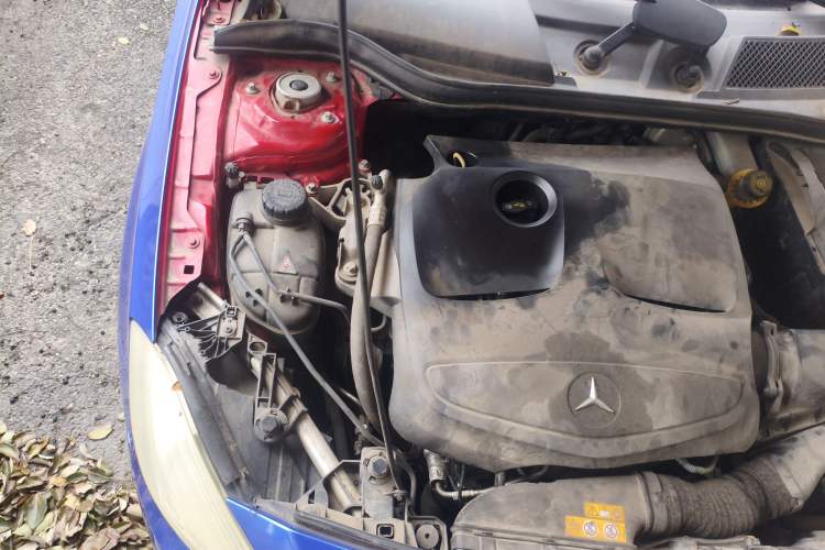 Used Mercedes-Benz A-Class 2013 A 180 Fashion Model Engine Bay Right
