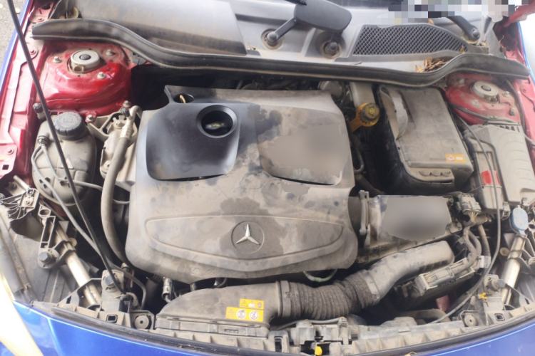 Used Mercedes-Benz A-Class 2013 A 180 Fashion Model Engine Bay