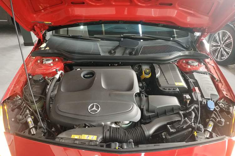Used Mercedes-Benz A-Class 2013 A 200 Urban Edition Engine Bay