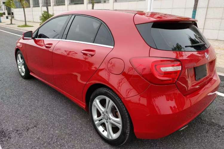 Used Mercedes-Benz A-Class 2013 A 200 Urban Edition Exterior 3