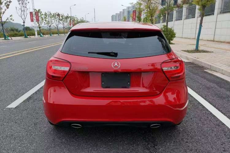Used Mercedes-Benz A-Class 2013 A 200 Urban Edition Exterior 4