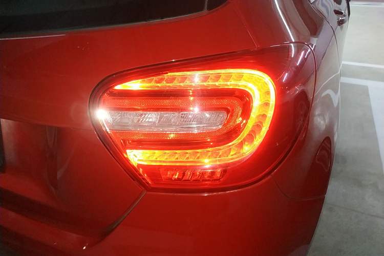 Used Mercedes-Benz A-Class 2013 A 200 Urban Edition Exterior 6